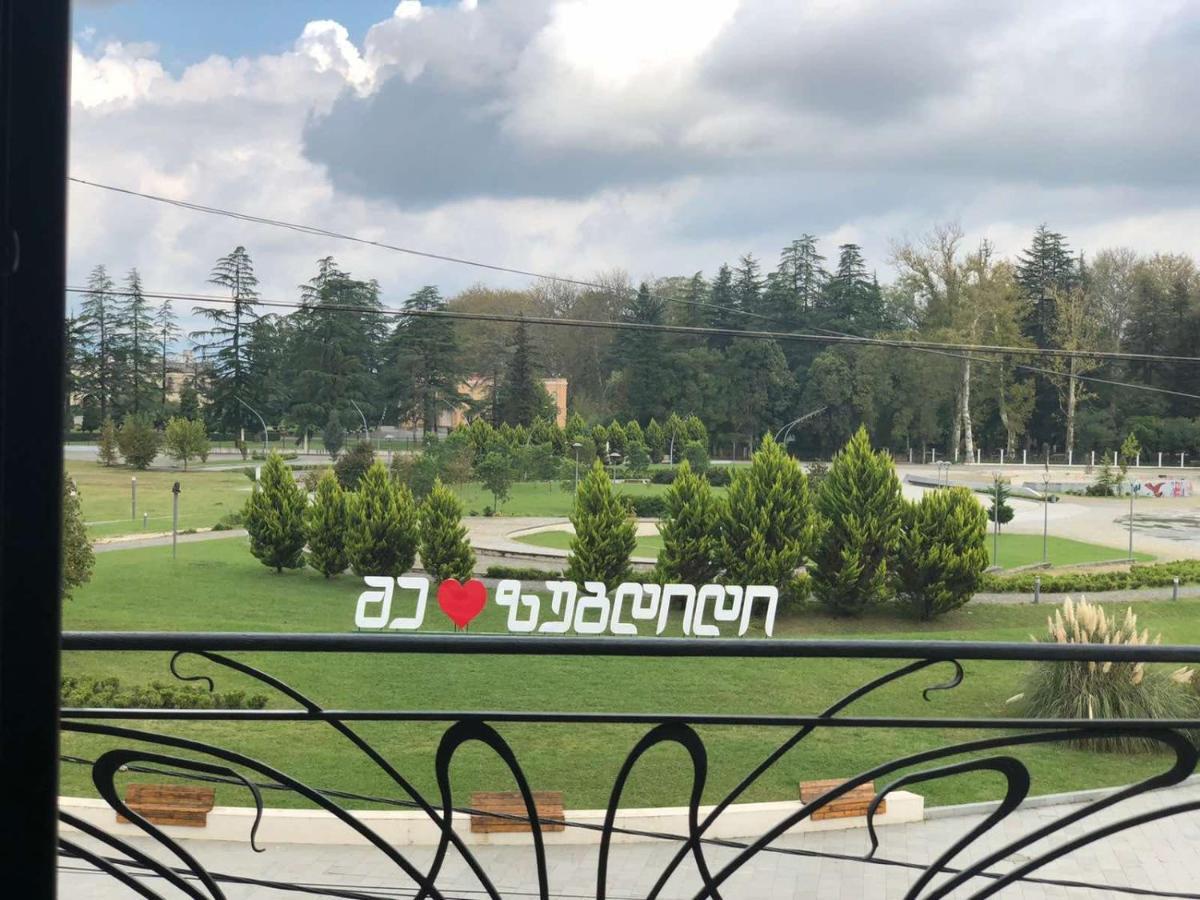 Garden Palace Zugdidi Kültér fotó